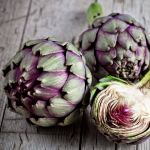 Artischocke (Cynara scolymus) Artischocke (Cynara scolymus)