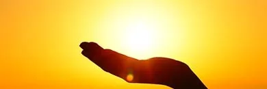 Natürlicher Sonnenschutz von innen: Haut mit Nährstoffen stärken